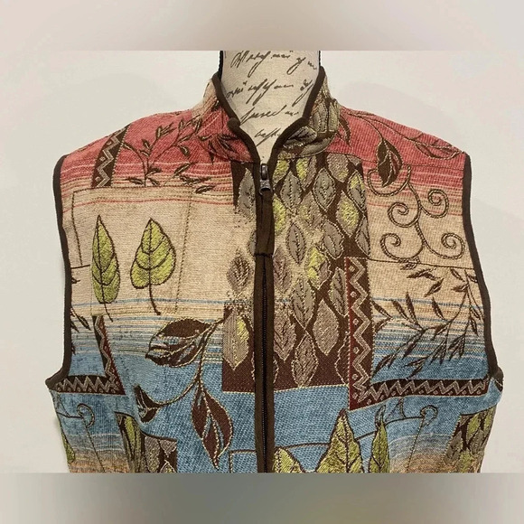 Alfred Dunner Ladies Tapestry Vest Cider House Fall Foliage Design Size 14 - Picture 4 of 9